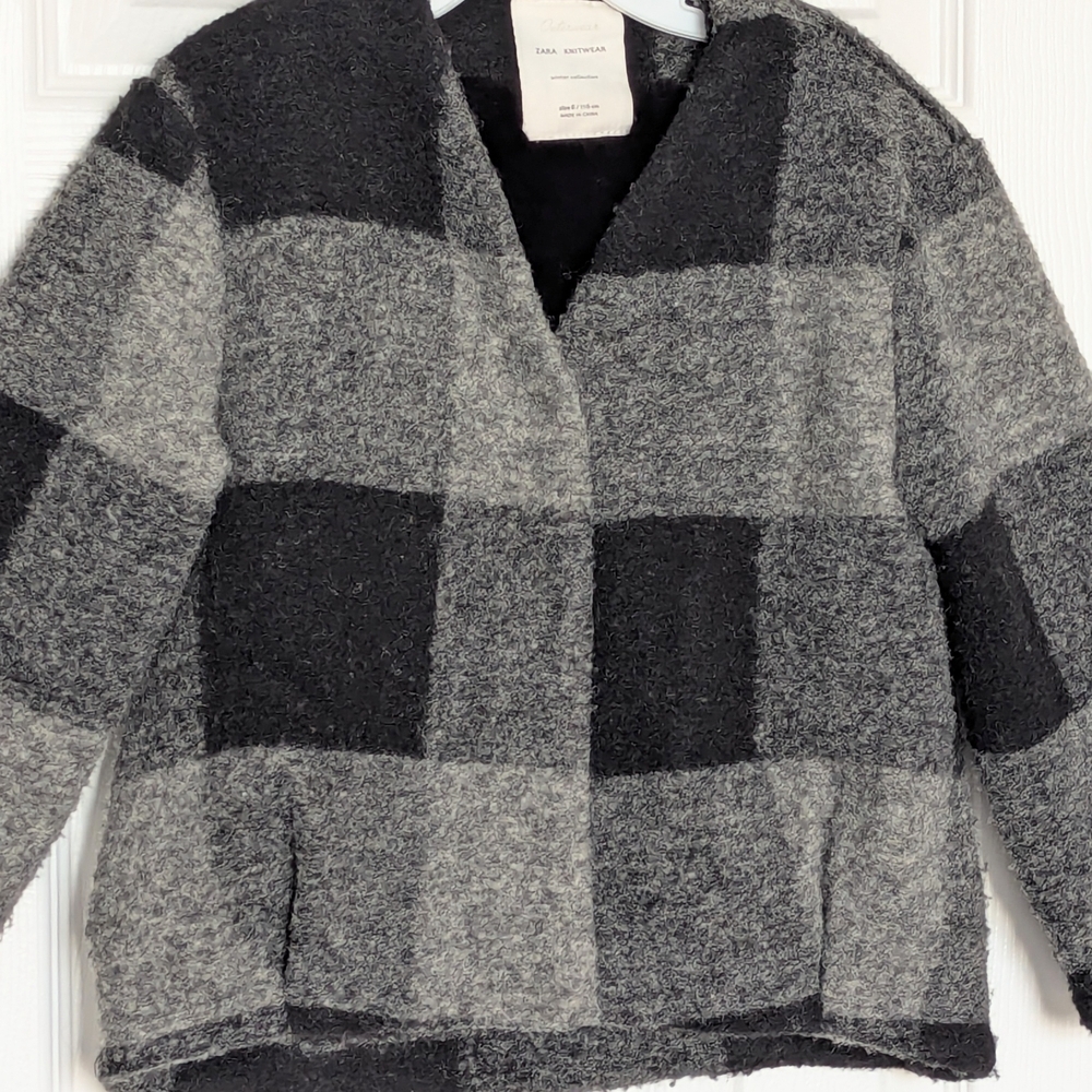 Zara Kids (Size 6) Black & Gray Checkered Wool Blend Jacket w/Faux-Fur Lining - Picture 2 of 16